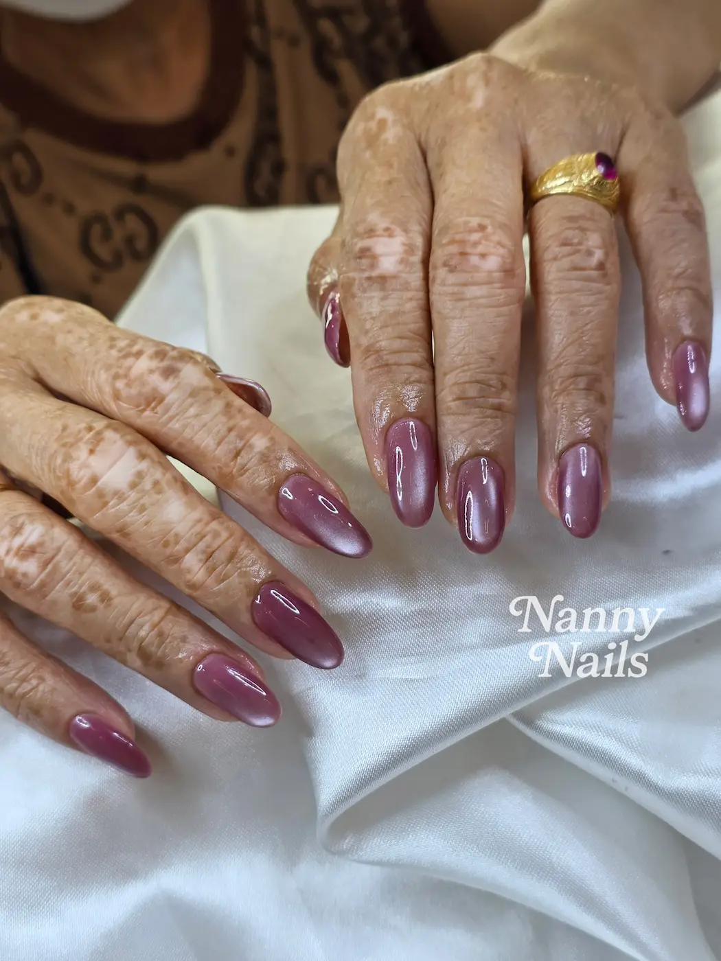 Cat Eye Nanny Nails